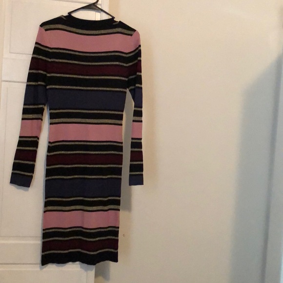 Long sleeves dress - Picture 2 of 2